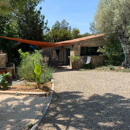 Hébergement de vacances Cabanon *