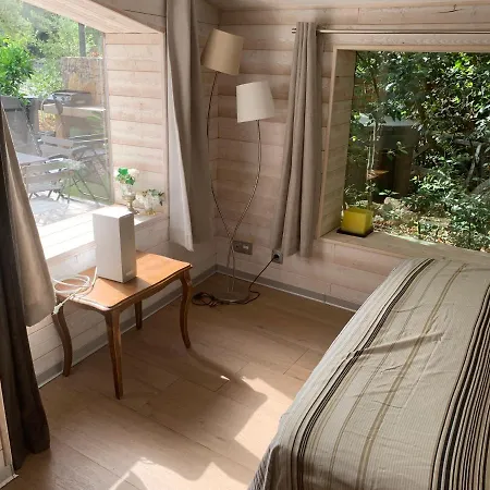 Cabanon Hébergement de vacances *