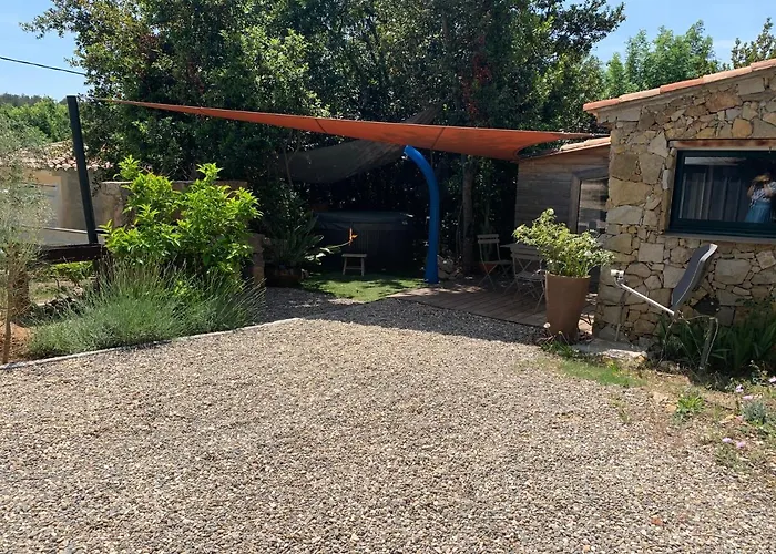 Cabanon بيت للعطل *